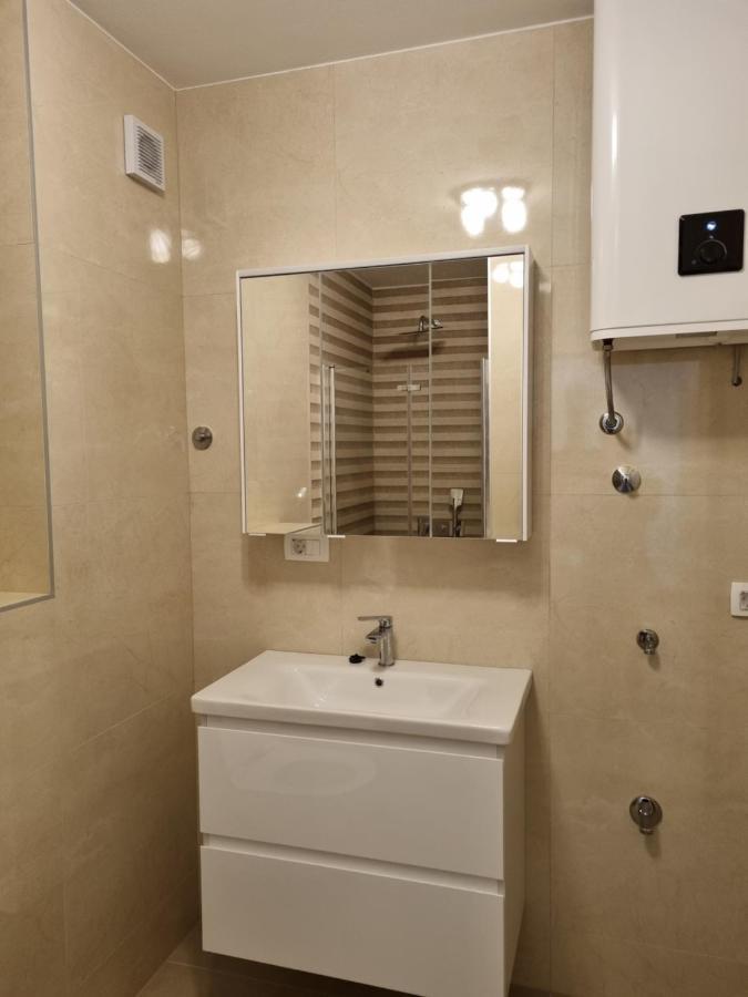 Luxury Apartment- Balcony- Private Rooftop And Jacuzzi- Common Pool 特罗吉尔 外观 照片